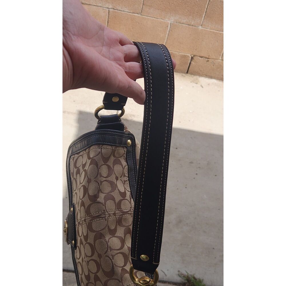 Coach Medium F12857 Vintage Ali Beige & Brown Signature C Turn Lock Shoulder Bag - Picture 8 of 11